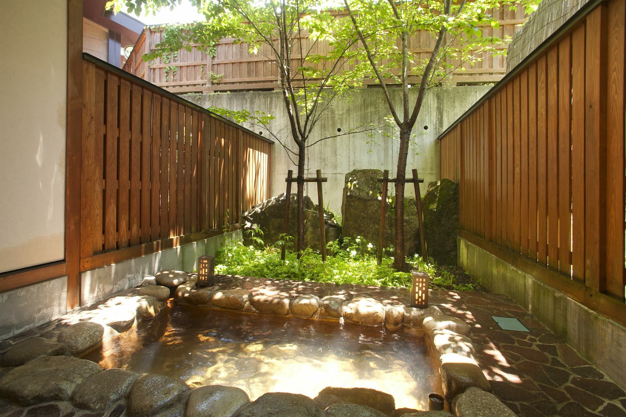 Yamatokan Takayama  Bagian luar foto